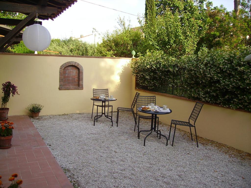 La Voliera Bed & Breakfast Πίζα Εξωτερικό φωτογραφία